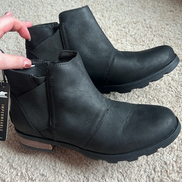 NIB SOREL Emelie Chelsea Black Waterproof Slip-On Booties Boot 8 - Picture 7 of 7